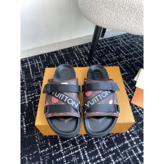 Louis Vuitton Slippers